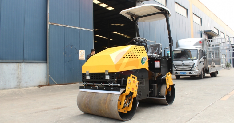 怎样包管小型压路机隔振性能？？？？？？